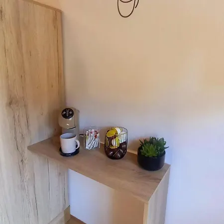 Apartment Urig-renovierte Bauernhauswohnung Nahe Regensburg- 70 Qm *